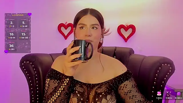 Snapshot of Miamontoya chatting on 02.19.25 Miamontoya online show from 02.19.25