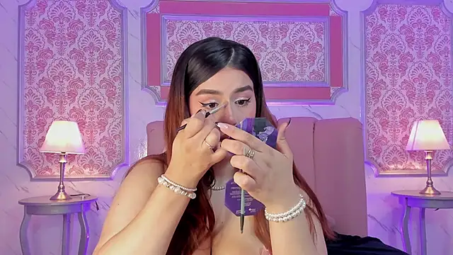 Snapshot of Miamontoya chatting on 03.01.25 Miamontoya online show from 03.01.25