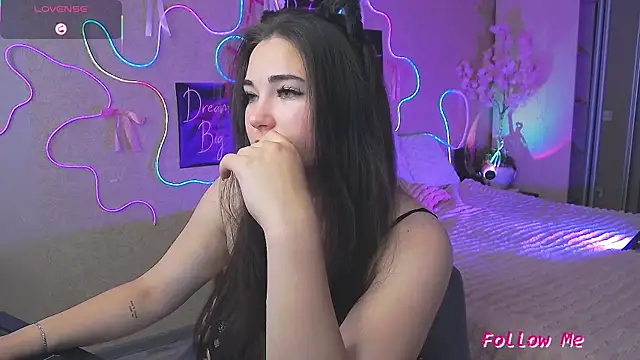 Lillianhot68 online show from 06.23.26