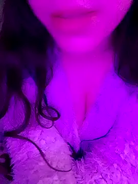 Snapshot of El-Jouri chatting on 12.17.24 El-Jouri online show from 12.17.24