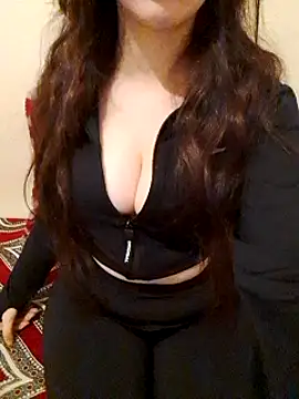 Snapshot of El-Jouri chatting on 01.21.25 El-Jouri online show from 01.21.25