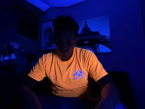 Gman143187 online show from 10.17.25