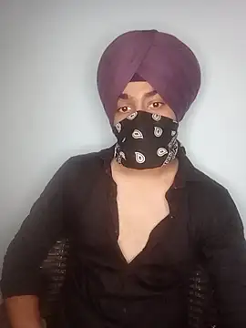 Snapshot of weeif chatting on 05.18.26 weeif online show from 05.18.26