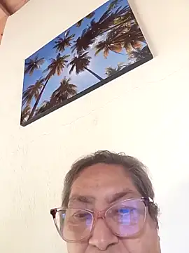 florecita69 online show from 04.28.26