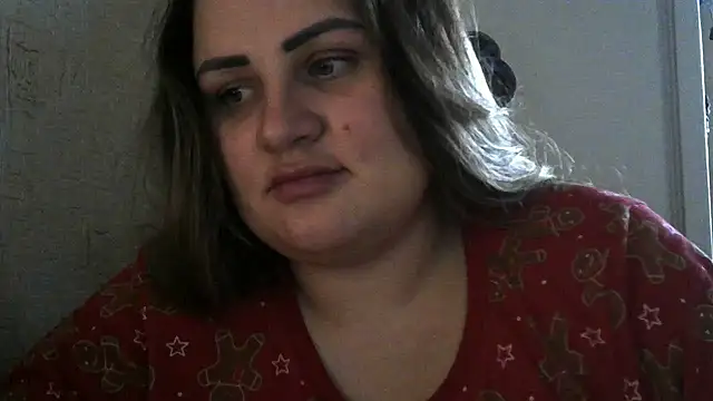 Snapshot of Honeydew-Waves chatting on 12.20.25 Honeydew-Waves online show from 12.20.25