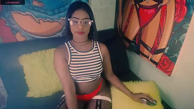 Littleindianmilf online show from 11.18.25