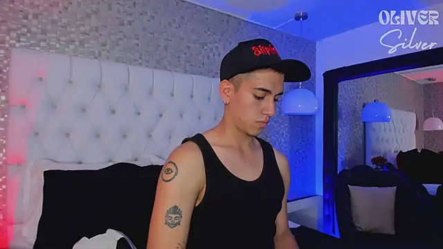 OliverSilverr online show from 12.08.24