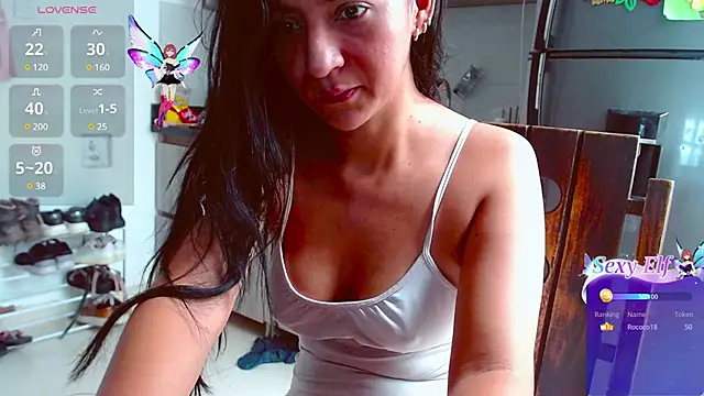 Snapshot of mariamulata chatting on 01.12.25 mariamulata online show from 01.12.25