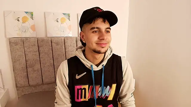 Amadeo Wild online show from 01.30.25