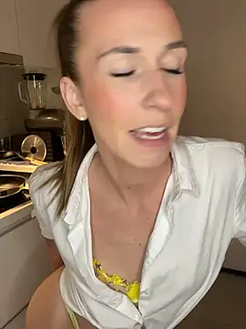 lola tentatiion online show from 03.22.25