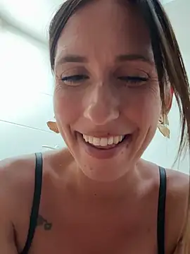 Snapshot of lola_tentatiion chatting on 07.16.26 lola tentatiion online show from 07.16.26