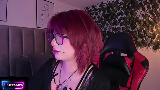 Kitty Gang online show from 09.20.25