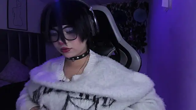 Kitty Gang online show from 05.08.26