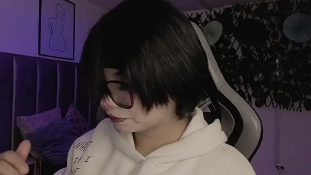 Kitty Gang online show from 05.15.26