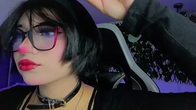 Kitty Gang online show from 05.20.26