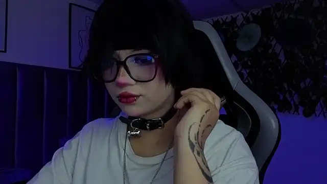 Kitty Gang online show from 05.21.26