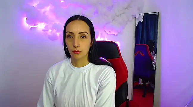 Snapshot of yaralyminjo2 chatting on 12.09.24 yaralyminjo2 online show from 12.09.24