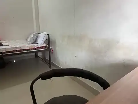 Snapshot of Pie066_ chatting on 10.16.25 Pie066 online show from 10.16.25