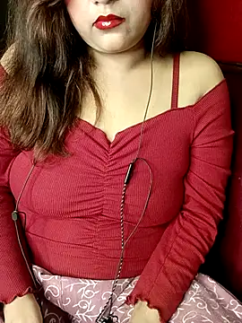 Snapshot of Sexy_Queen6 chatting on 02.22.25 Sexy Queen6 online show from 02.22.25