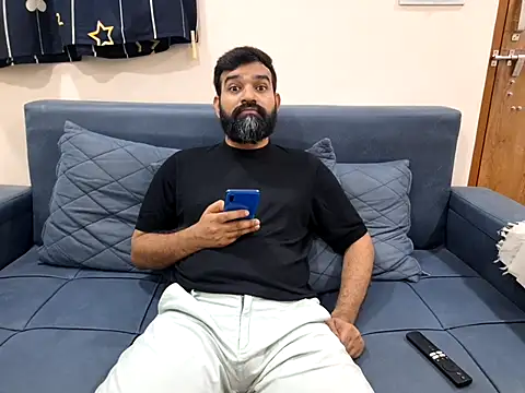 Snapshot of Fun_Guuy chatting on 09.16.25 Fun Guuy online show from 09.16.25