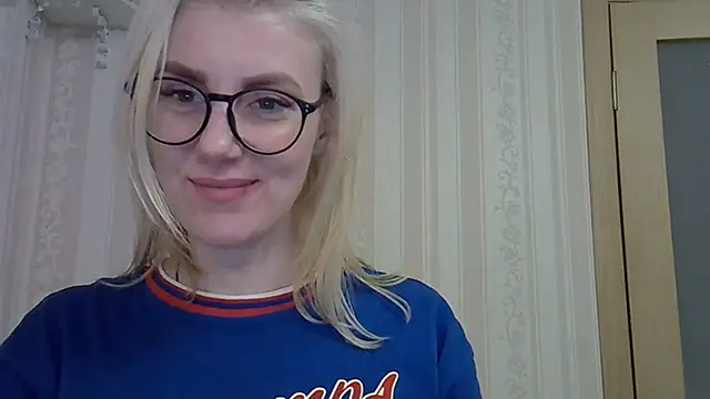 Snapshot of Pabonya91 chatting on 02.04.25 Pabonya91 online show from 02.04.25