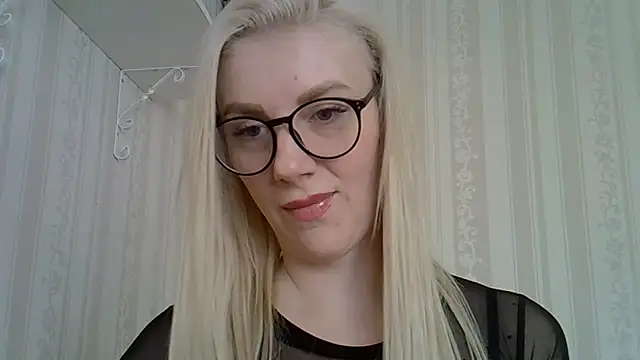 Snapshot of Pabonya91 chatting on 02.16.25 Pabonya91 online show from 02.16.25