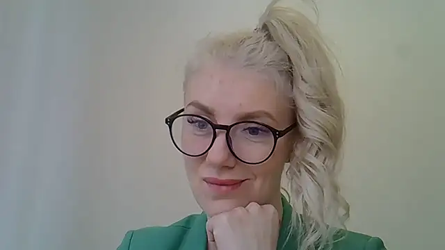 Snapshot of Pabonya91 chatting on 03.20.25 Pabonya91 online show from 03.20.25