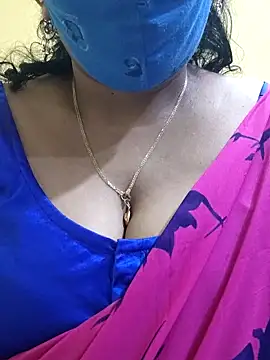 mallu-sumi online show from 03.04.25