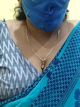 mallu-sumi online show from 03.06.25