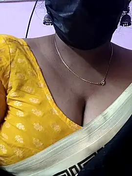 mallu-sumi online show from 02.06.26