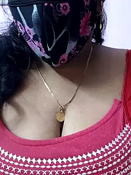 Snapshot of mallu-sumi chatting on 04.25.26 mallu-sumi online show from 04.25.26
