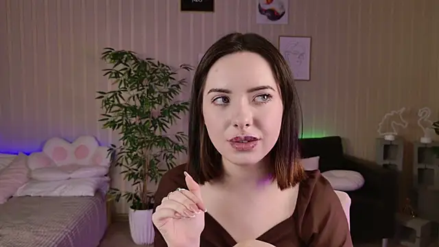 Lazzy Lizzy online show from 01.12.25