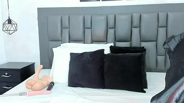 Krystal cambell1 online show from 02.13.25