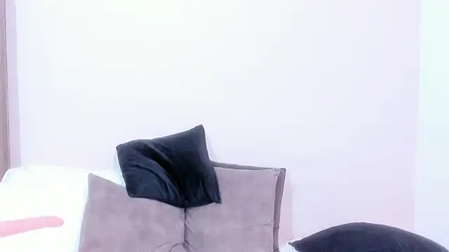 Krystal cambell1 online show from 02.18.25