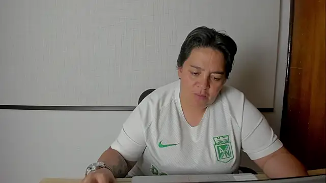 Snapshot of MELODYFANTASY chatting on 12.05.24 MELODYFANTASY online show from 12.05.24