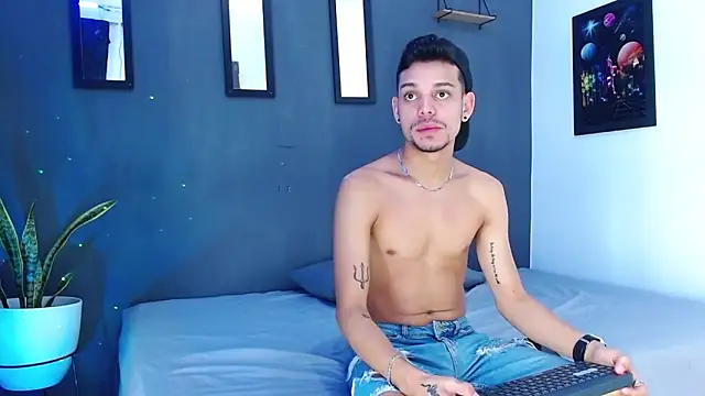 Snapshot of Friendsofeverything_ chatting on 12.04.24 Friendsofeverything  online show from 12.04.24