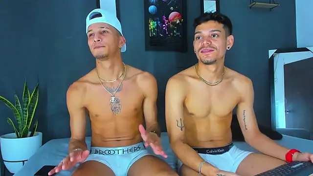 Snapshot of Friendsofeverything_ chatting on 02.20.25 Friendsofeverything  online show from 02.20.25