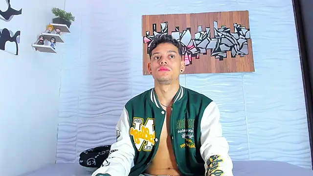 Snapshot of Friendsofeverything_ chatting on 09.12.25 Friendsofeverything  online show from 09.12.25