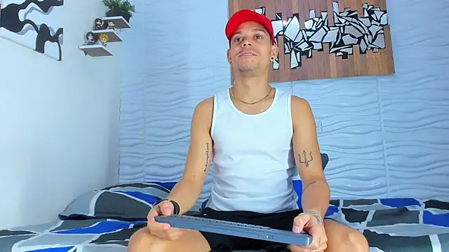 Snapshot of Friendsofeverything_ chatting on 09.22.25 Friendsofeverything  online show from 09.22.25