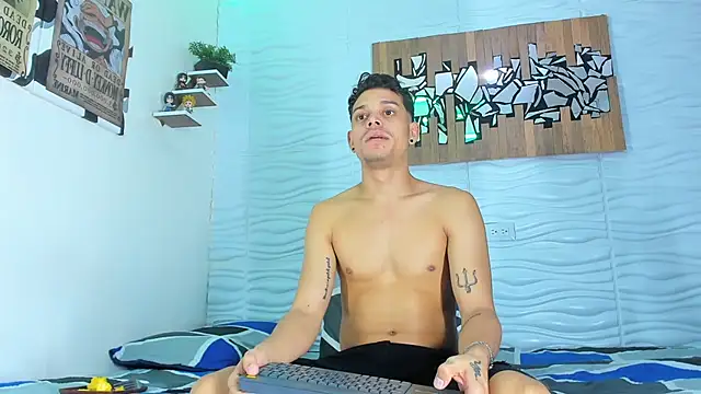 Snapshot of Friendsofeverything_ chatting on 09.28.25 Friendsofeverything  online show from 09.28.25