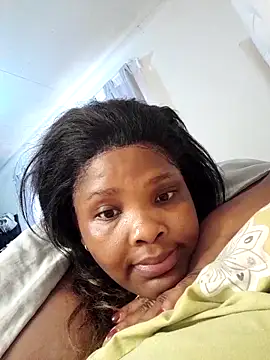 Snapshot of ChasingSprite chatting on 11.06.25 ChasingSprite online show from 11.06.25