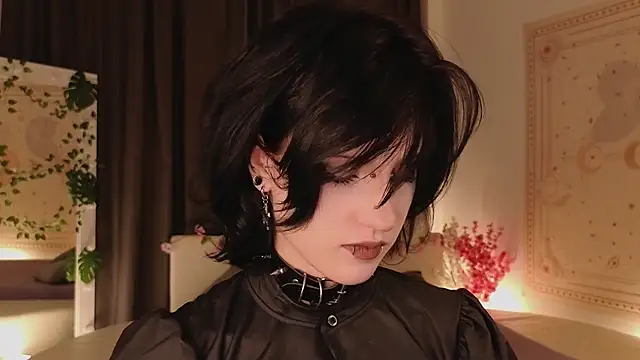 Snapshot of dark_vamp_ chatting on 02.21.25 dark vamp  online show from 02.21.25