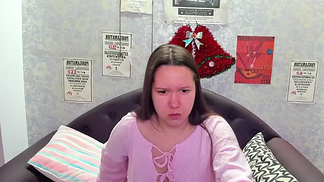 Mira Karter online show from 12.18.24