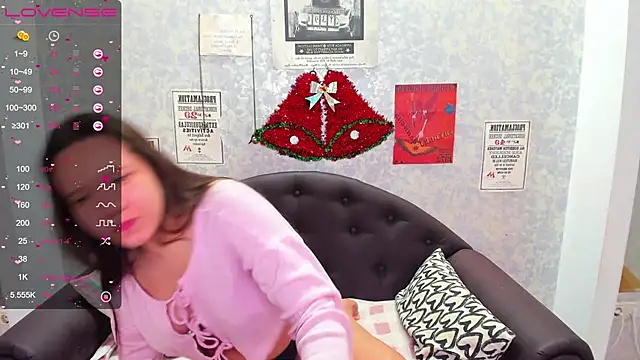 Mira Karter online show from 12.18.24