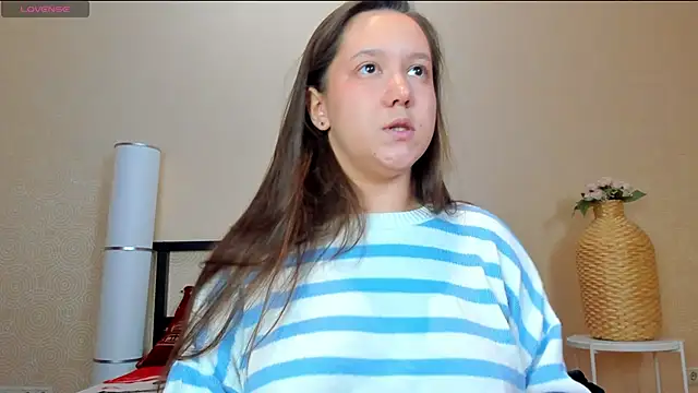 Mira Karter online show from 10.20.25