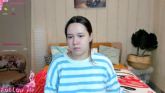 Mira Karter online show from 10.23.25