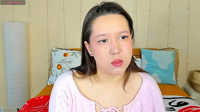 Mira Karter online show from 04.18.26