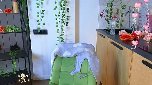 Snapshot of BreckAngwin chatting on 02.23.25 BreckAngwin online show from 02.23.25