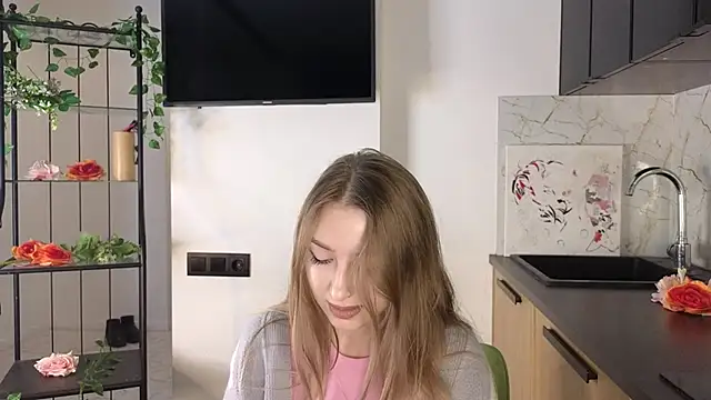 Snapshot of BreckAngwin chatting on 03.05.25 BreckAngwin online show from 03.05.25