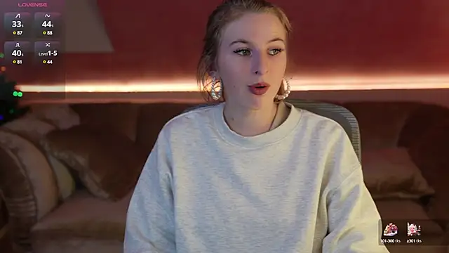 Snapshot of Inessa_Song chatting on 01.07.25 Inessa Song online show from 01.07.25